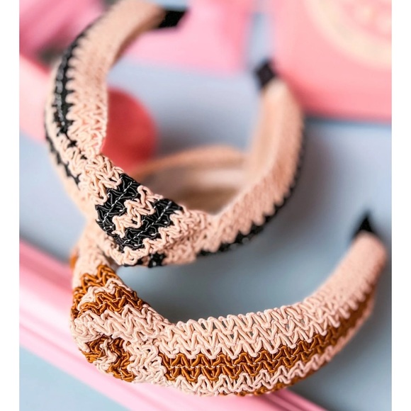 Beige Chevron Knot Headband - Picture 4 of 4